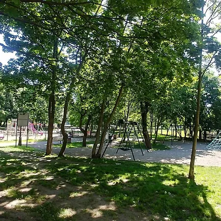 Old Town Mirror - Garage Danzica